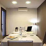 Silken Axis Hotel 4*