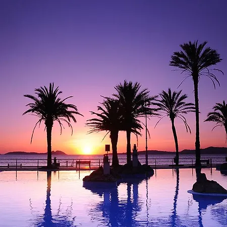 Hotel Silken Axis 4*