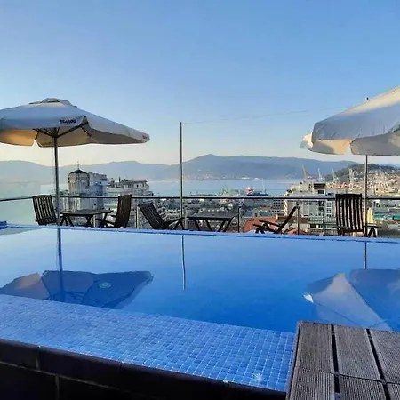 Silken Axis Hotel