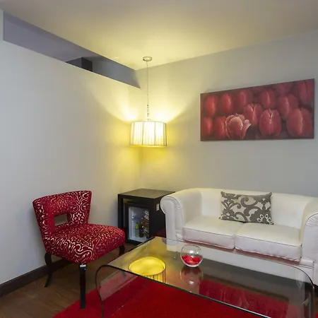 Hotell Silken Axis 4*