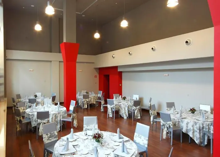 Silken Axis Hotel 4*