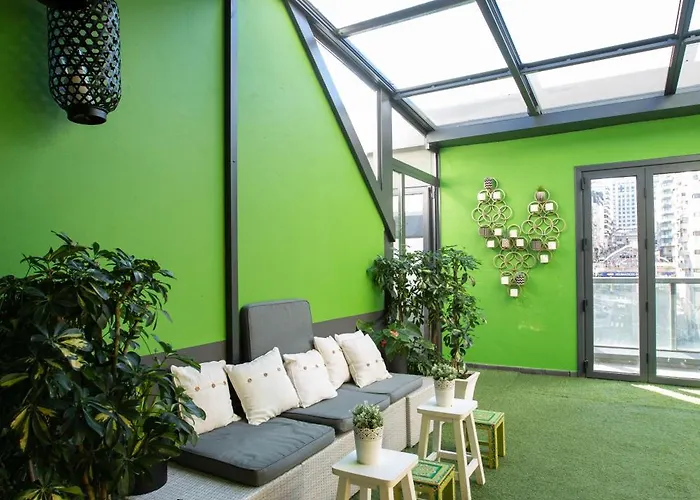 Silken Axis Hotel 4*